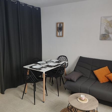 Apartamento Dans Le Centre Historique Noyon Exterior foto