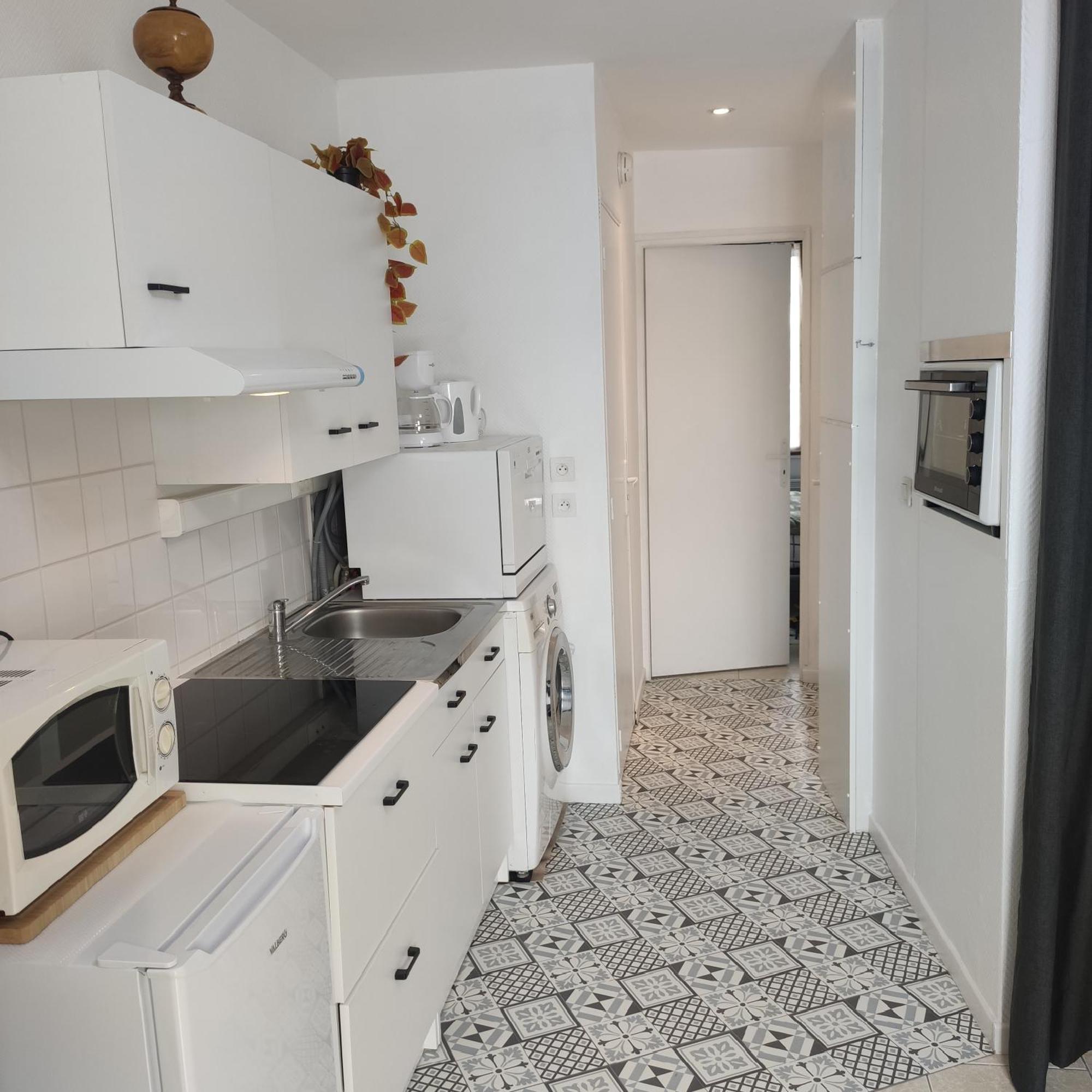 Apartamento Dans Le Centre Historique Noyon Exterior foto